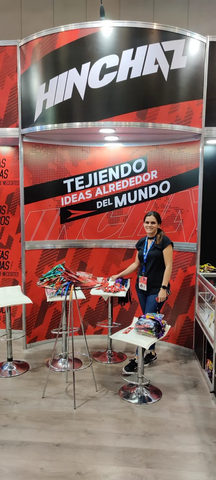 Stand Hinchaz - Tejiendo ideas alrededor del mundo